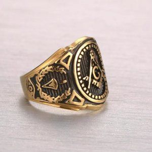 Past Master Large Pin Regalia - 1.25 Inch, Black & Gold, For Freemasonry Masonic Wear